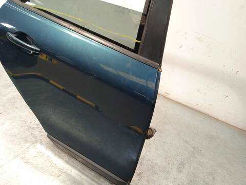 Foto 3ª: Puerta Trasera Derecha Peugeot 2008 1.2 PURETECH 82 82CV 61KW [HMR (EB2FA)] (2019)