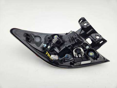 Foto 3ª: Piloto Trasero Derecho Toyota Corolla GR SPORT 152CV [M20A] (2022)
