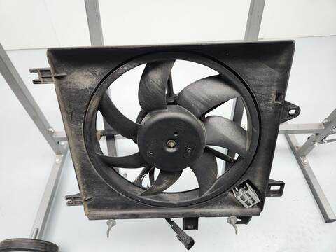 Foto 3ª: Electroventilador Peugeot 108 COLLECTION 81CV 60KW [HM01] (2016)