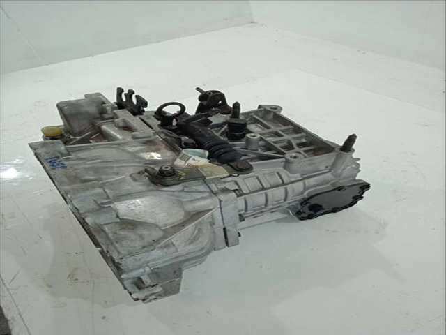 Foto 3ª: Caja Cambios Hyundai Trajet 2.0 16V CAT 136CV 100KW (2000)