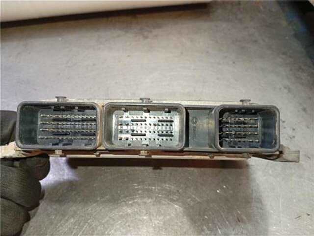 Foto 3ª: Centralita Motor ECU Renault Modus 1.6 CONFORT DYNAMIQUE [1.6 LTR. - 82 KW 16V]