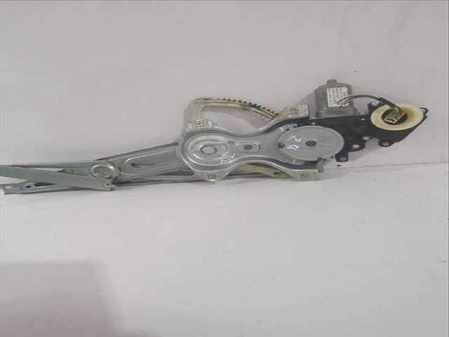 Elevalunas Eléctrico Delantero Izquierdo Toyota Yaris ACTIVE 112CV