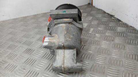 Foto 3ª: Compresor Aire Acondicionado Renault Express 1.5 BLUE DCI 75 F6AA) 75CV 55KW FURGONETA FURGONETA/MONOVOLUMEN [K9K876] (2023)