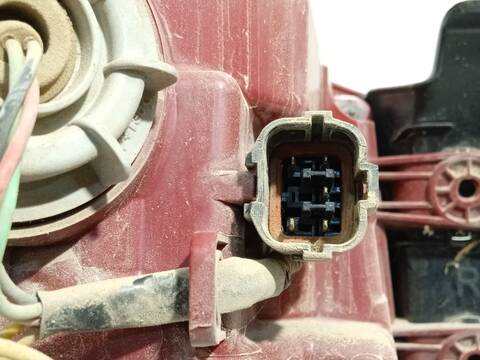 Foto 4ª: Piloto Trasero Derecho Hyundai Santa Fe 2.2 CRDI 200CV 147KW [D4HB] (2017)