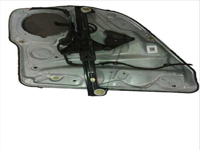 Foto 2ª: Elevalunas Manual Trasero Derecho Volkswagen Golf 1.9 TDI 101CV (1999)