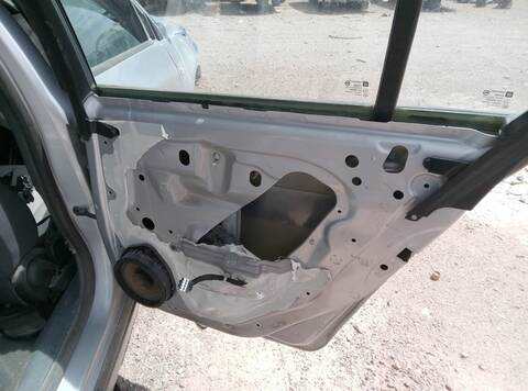 Foto 2ª: Puerta Trasera Derecha Chevrolet Cruze LS 150CV 110KW [Z20S1] (2009)