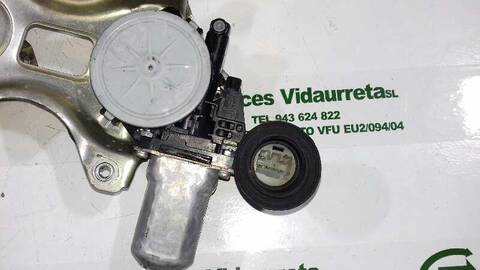 Foto 3ª: Elevalunas Eléctrico Delantero Derecho Toyota Rav4 2.2 TD CAT 136CV 100KW [2ADFTV] (2007)