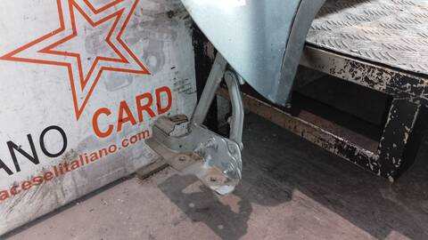 Foto 4ª: Capot Opel Astra SELECTIVE 116CV 85KW [A16XER] (2011)