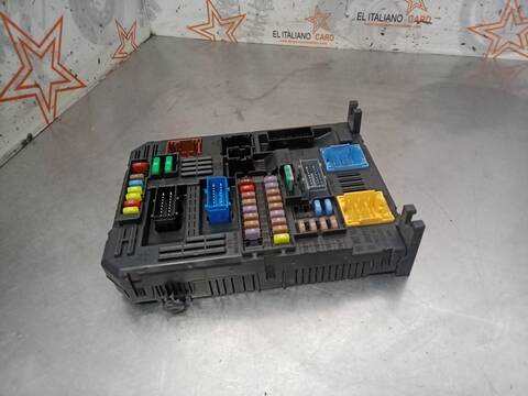 Foto 2ª: Caja Reles Fusibles Citroen C5 FEEL AIRCROSS 131CV 96KW [YH01] (2019)