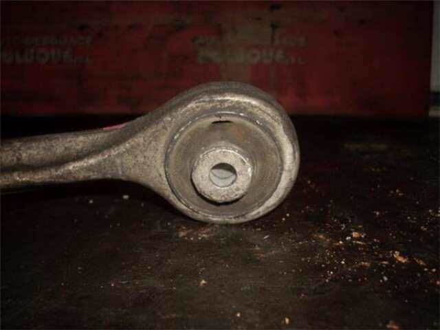 Foto 2ª: Brazo Suspension Delantero Derecho Audi A4 1.9 TDI [1.9 LTR. - 81 KW TDI] [AFN]