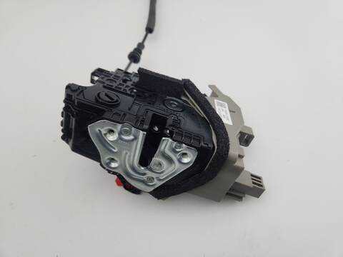 Foto 3ª: Cerradura Puerta Trasera Derecha Kia Xceed DRIVE 160CV 118KW [G4LK] (2022)