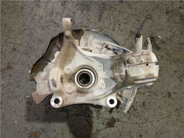 Foto 3ª: Mangueta Delantera Izquierda Volkswagen Passat 2.0 TDI 16V [BKP]
