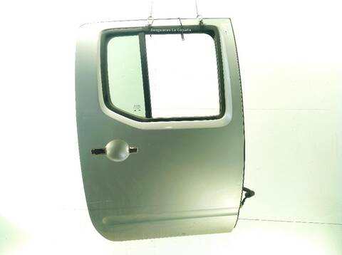 Puerta Trasera Derecha Nissan Navara 2.5 DCI 4WD
