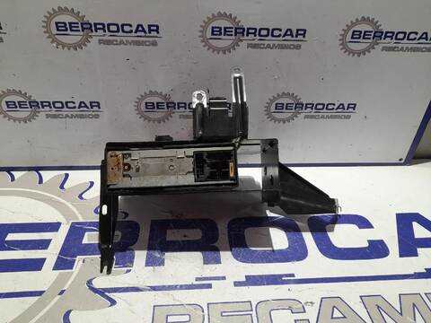 Foto 3ª: Sistema GPS Audi A6 2.5 V6 24V TDI 180CV [AKE] (2001)