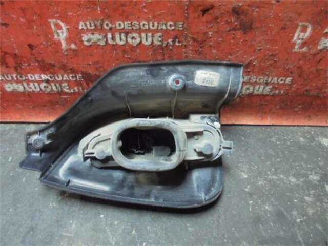 Foto 2ª: Piloto Trasero Derecho Renault Espace 2.2 ESPACE 2.2 DT 2001 (JE0E/H) [2.2 LTR. - 83 KW TURBODIESEL] [G8T716]