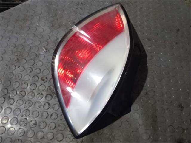 Foto 2ª: Piloto Trasero Derecho Opel Astra 1.7 CDTI [Z 17 DTL]