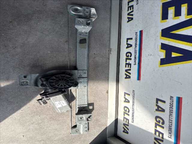 Elevalunas Manual Trasero Derecho Renault Kangoo 1.5 DCI75CV 0CV