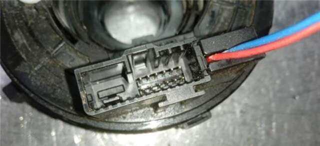 Foto 2ª: Anillo Airbag Kia Stonic 1.2 BUSINESS [1.2 LTR. - 62 KW CAT] [G4LA]