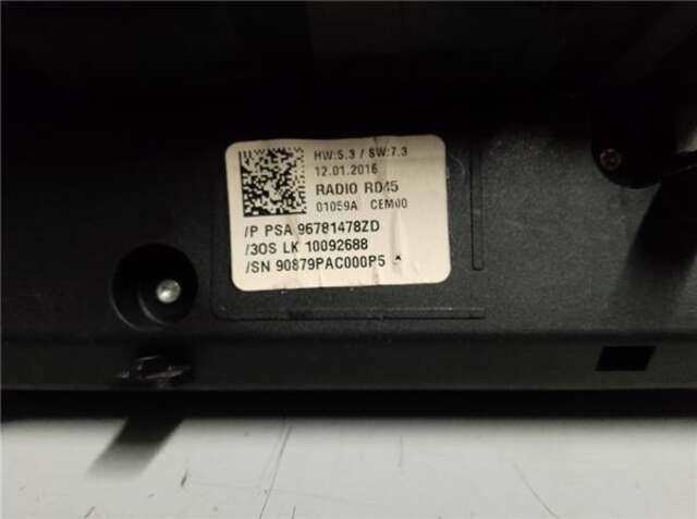 Foto 3ª: Sistema Audio Radio CD Peugeot 308 1.6 ACCESS [1.6 LTR. - 73 KW BLUE-HDI FAP] [BH02]