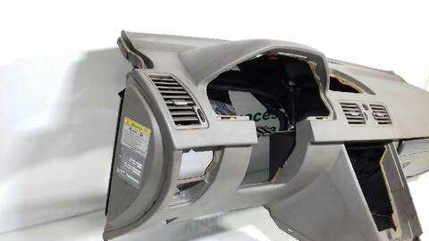 Foto 3ª: Salpicadero Volvo XC 90 D5 163CV 120KW [D5244T] (2004)