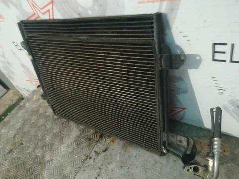 Foto 2ª: Radiador Calefaccion A.A. Volkswagen Touran TRENDLINE 100CV 74KW [AVQ] (2004)