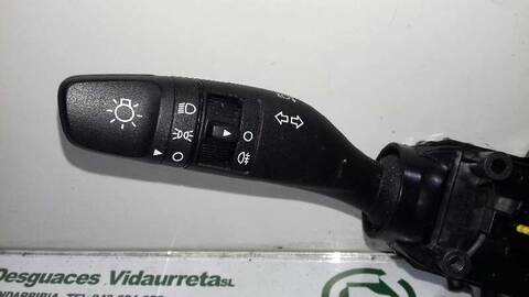 Foto 2ª: Mando Luces Hyundai i20 ELEGANT 84CV 62KW [G4LA] (2017)