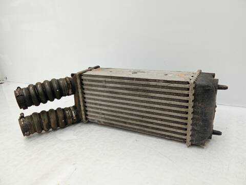 Foto 2ª: Intercooler Peugeot 307 1.6 HDI 110 109CV 80KW [9HY (DV6TED4),9HZ (DV6TED4)] (2005)