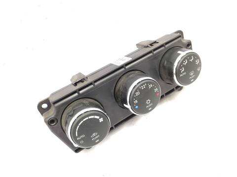 Foto 3ª: Mando Climatizador Jeep Cherokee 2.8 CRD 4X4 177CV 130KW [51C] (2010)