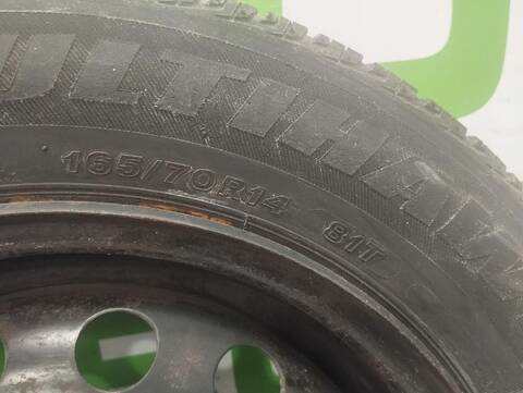 Foto 3ª: Neumatico Nissan Micra 1.2 CAT 80CV [CR12DE] (2002)