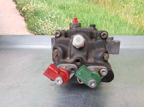 Foto 3ª: Bomba Inyeccion Opel Signum 3.0 V6 CDTI CAT Y 30 DT - LB5) 177CV 130KW (2003)