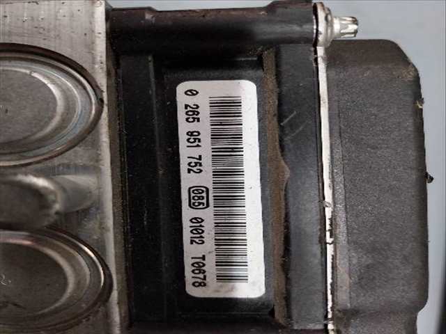 Foto 3ª: Abs Opel Corsa 1.4 G [A14XER] (2013)