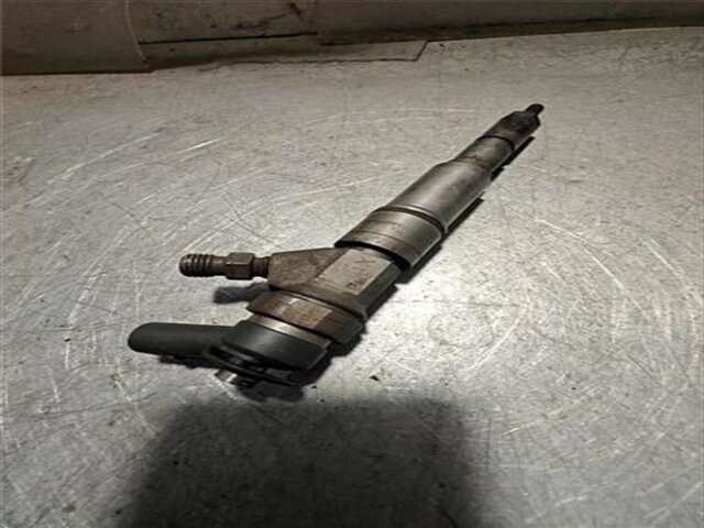 Foto 3ª: Inyectores Bmw Serie 3 315 2.0 320D [2.0 LTR. - 110 KW 16V DIESEL CAT] [204D4]