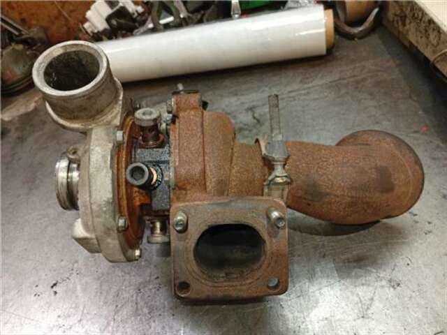 Foto 3ª: Turbocompresor Iveco Daily 35C12 V. 35C12 V/P. 35S12 V. 35S12 V/P