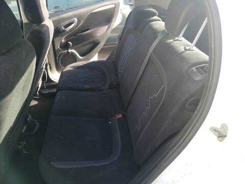 Asientos Traseros Fiat Punto 1.4 G III EVO 77CV 57KW 199) 350A1000