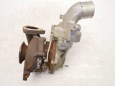 Foto 2ª: Turbocompresor Toyota Hilux MK8 150CV 110KW [2GD-FTV 2GD] (2015)