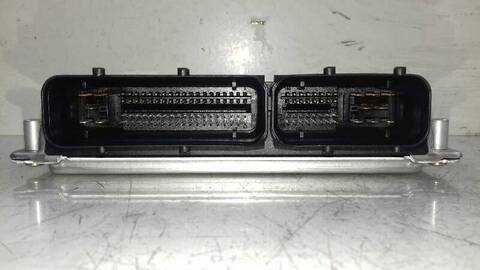 Foto 2ª: Centralita Motor ECU Audi A6 2.4 121KW) BERLINA 165CV [APS] (2000)