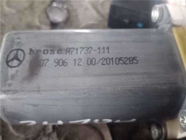 Foto 3ª: Elevalunas Eléctrico Delantero Izquierdo Mercedes Clase C 160 2.1 C 220 D (205.304) [2.1 LTR. - 125 KW CDI CAT] [651.921]