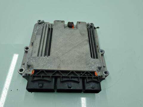Centralita Motor ECU Nissan Qashqai ACENTA 4X4 131CV 96KW