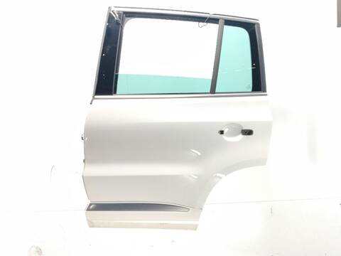 Foto 2ª: Puerta Trasera Izquierda Volkswagen Tiguan 2.0 TFSI 4MOTION 200CV [CAWB] (2007)