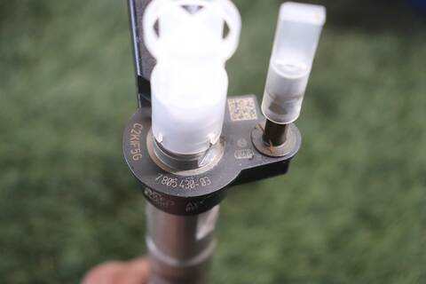 Foto 3ª: Inyectores Bmw Serie 7 720 N57D30B (2008)