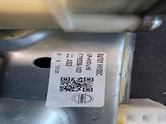 Foto 2ª: Elevalunas Manual Trasero Izquierdo Nissan Qashqai 1 3 LTR. - 103 KW 16V CAT 2018 140CV