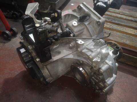 Foto 3ª: Caja Cambios Seat Cordoba ATD BERLINA (2003)