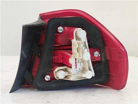 Foto 2ª: Piloto Trasero Izquierdo Bmw Serie 3 315 2.0 320D BERLINA 163CV 120KW [M47N 204 D4] (2006)