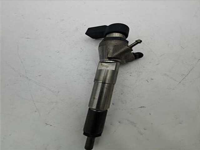 Foto 2ª: Inyectores Nissan Qashqai 1.5 ACENTA [1.5 LTR. - 78 KW DCI TURBODIESEL CAT] [K9K]