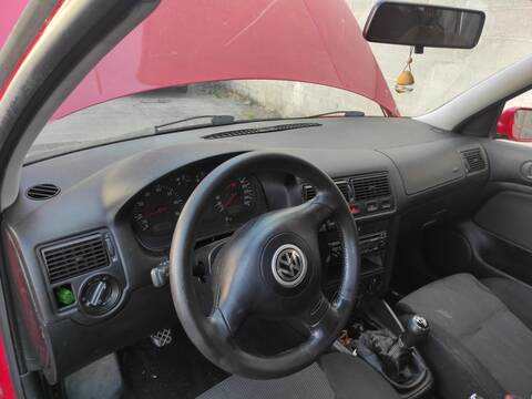 Salpicadero Volkswagen Golf AKL BERLINA