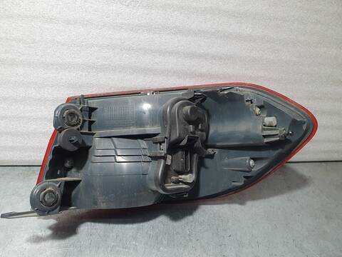 Foto 2ª: Piloto Trasero Izquierdo Bmw Serie 4 418 418D COUPE 150CV 110KW [B47D20A] (2015)