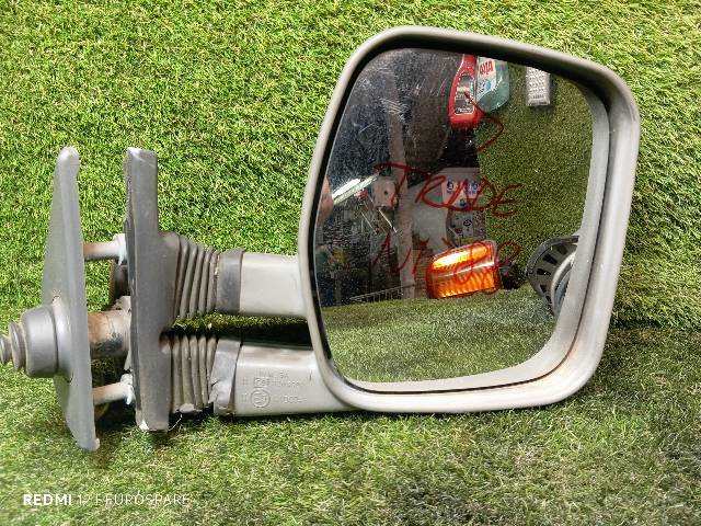 Retrovisor Derecho Nissan Trade 3.0 TD 100