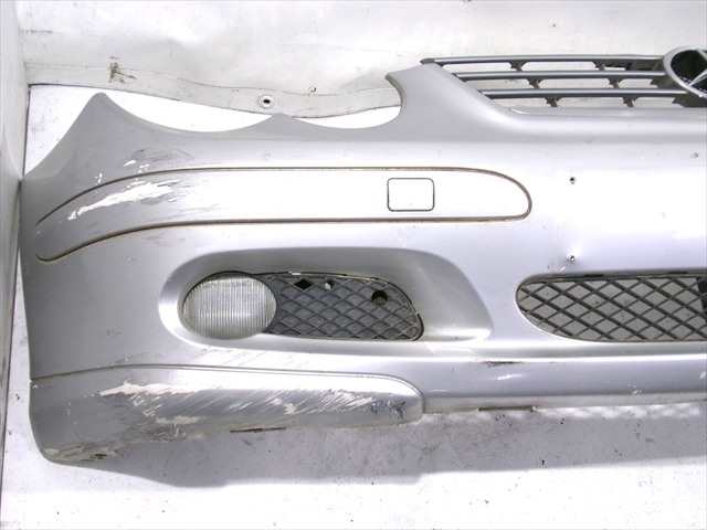 Foto 4ª: Paragolpes Delantero Mercedes Clase C 200 2.0 G W203,2001-2008 SPORT COUPE [M111E20] (2001)