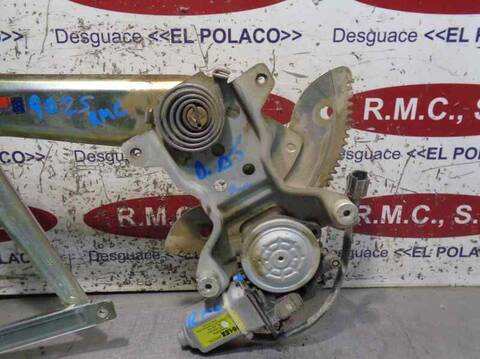 Foto 2ª: Elevalunas Eléctrico Delantero Derecho Kia Carnival 2.9 CDRI EX 144CV 106KW [J3] (2006)