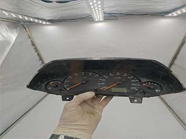 Cuadro de Instrumentos Ford Focus 1.6 GHIA [1.6 LTR. - 74 KW 16V CAT]